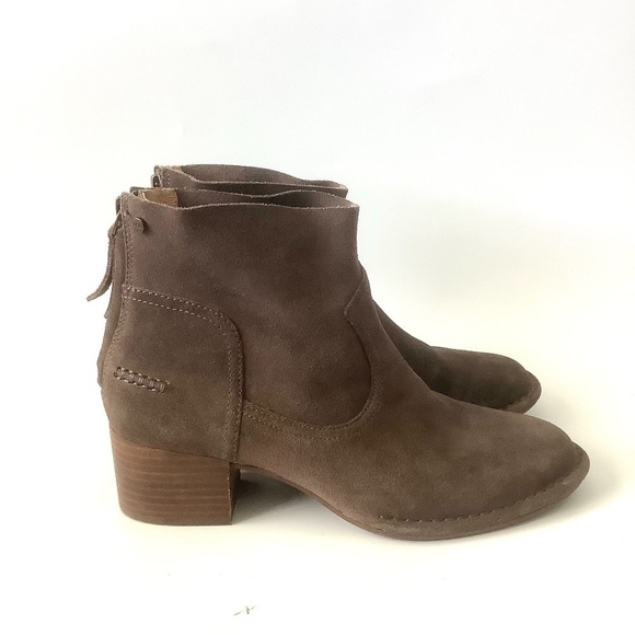UGG Bandara Ankle Bootie Suede 7.5 - Picture 4 of 11